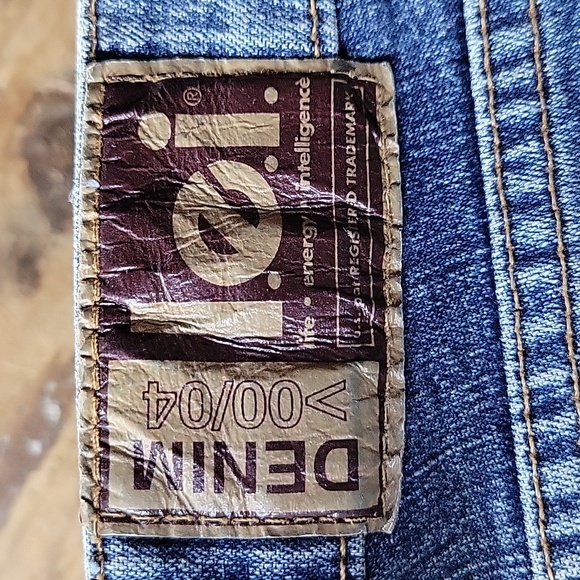 l.e.i. juniors jeans 9. Wide boot/flare bottom - Picture 7 of 7